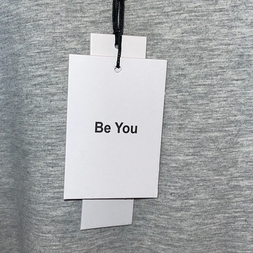 NWT BE YOU GRAY CROPPED CURLED RAW EDGES SWEATSHIRT Sz. L - Picture 7 of 11